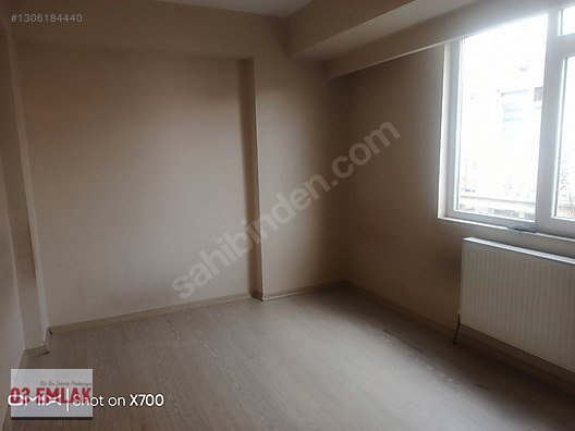 03 EMLAK(Ahmet Baştuğ'dan) FATİH MAH. 3+1 ARA KAT DAİRE ÖNÜ PARK fotoğraf 4