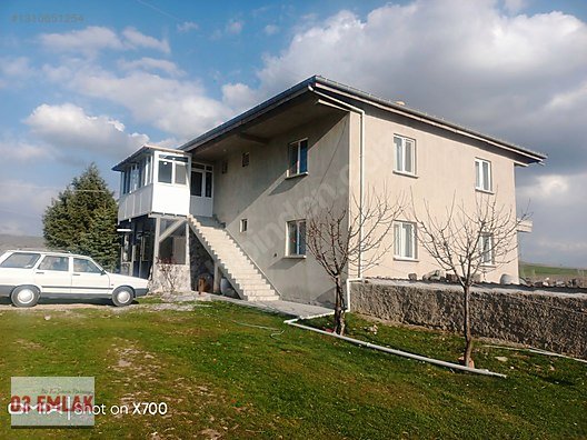 03 EMLAK(Ahmet Baştuğ'dan) 1700m2 ARSA ÜZERİN'DE /İKİ KATLI/EV